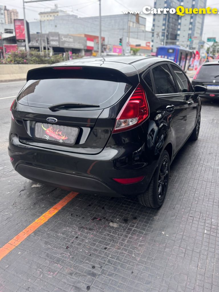 FORD   FIESTA 1.5 16V FLEX MEC. 5P   PRETO 2013 1.5 FLEX - Loja