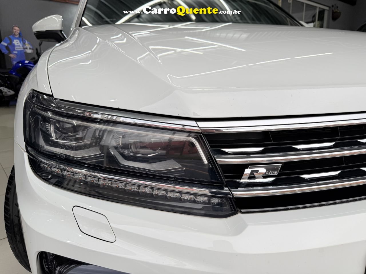 VOLKSWAGEN   TIGUAN ALLSPAC R-LINE 350 TSI 2.0 4X4   BRANCO 2019 2.0 GASOLINA - Loja