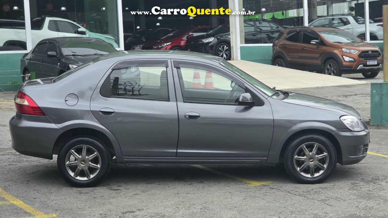 CHEVROLET   PRISMA  SED. MAXX LT 1.4 8V ECONOF. 4P   CINZA 2012 1.4 FLEX - Loja