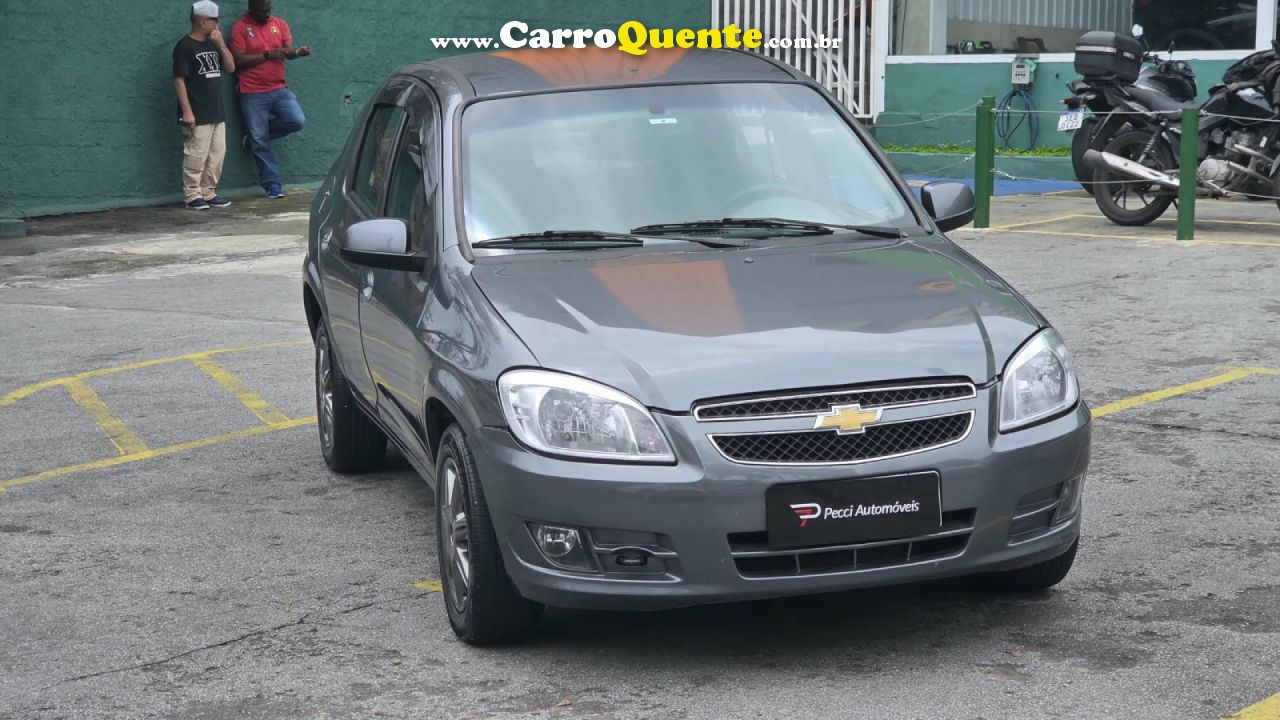 CHEVROLET   PRISMA  SED. MAXX LT 1.4 8V ECONOF. 4P   CINZA 2012 1.4 FLEX - Loja