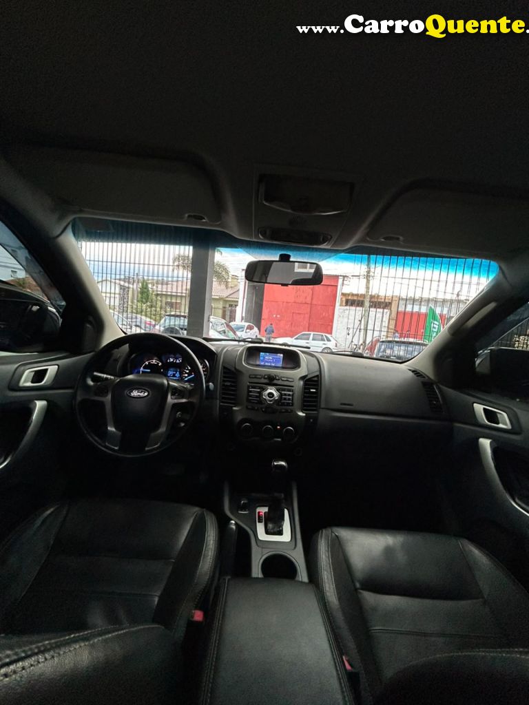 FORD   RANGER XLT 3.2 20V 4X4 CD DIESEL AUT.   AZUL 2013 3.2 DIESEL - Loja
