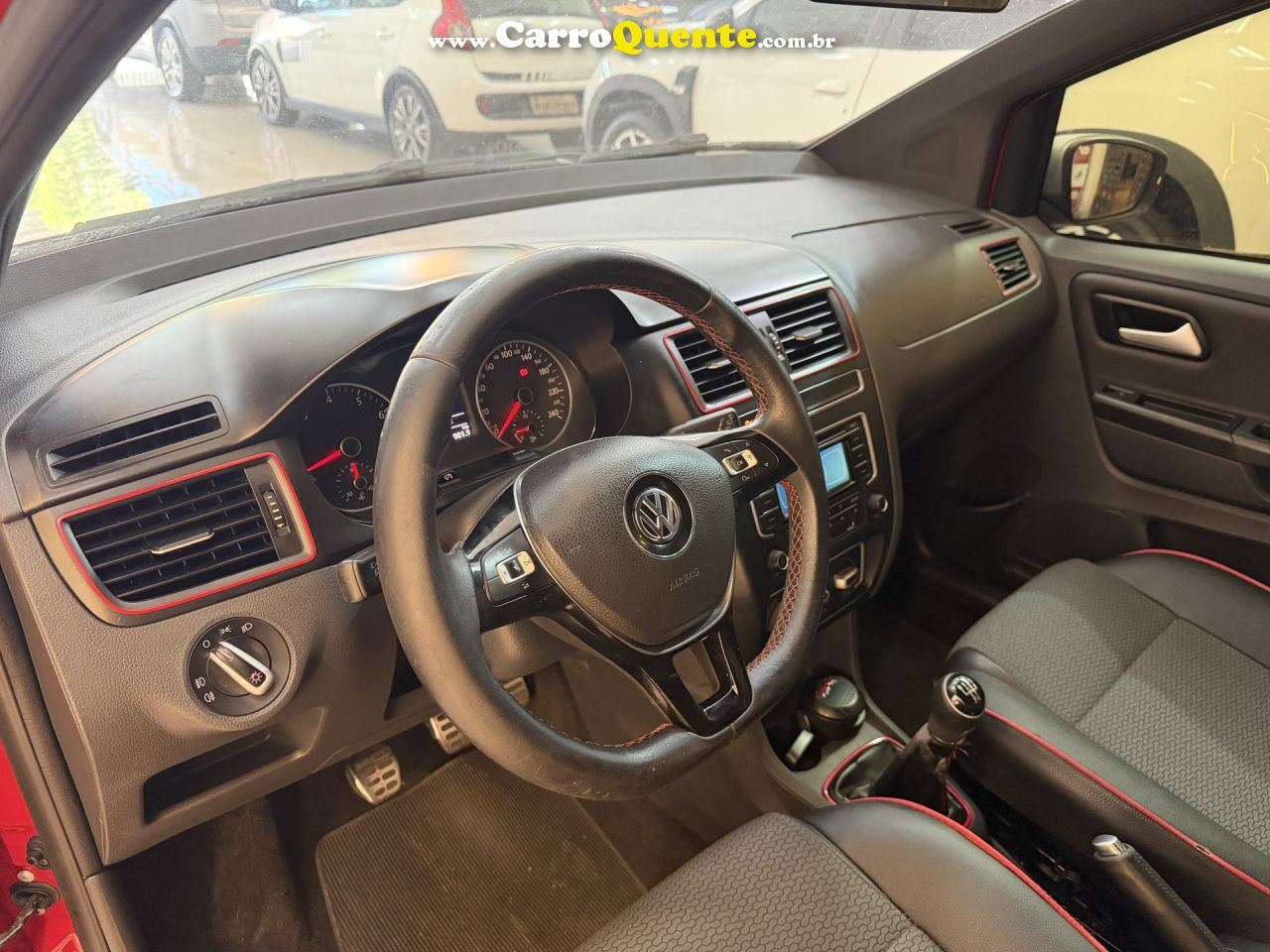 VOLKSWAGEN   FOX ROCK IN RIO 1.6 MI TOTAL FLEX 8V 5P   VERMELHO 2016 1.6 FLEX - Loja