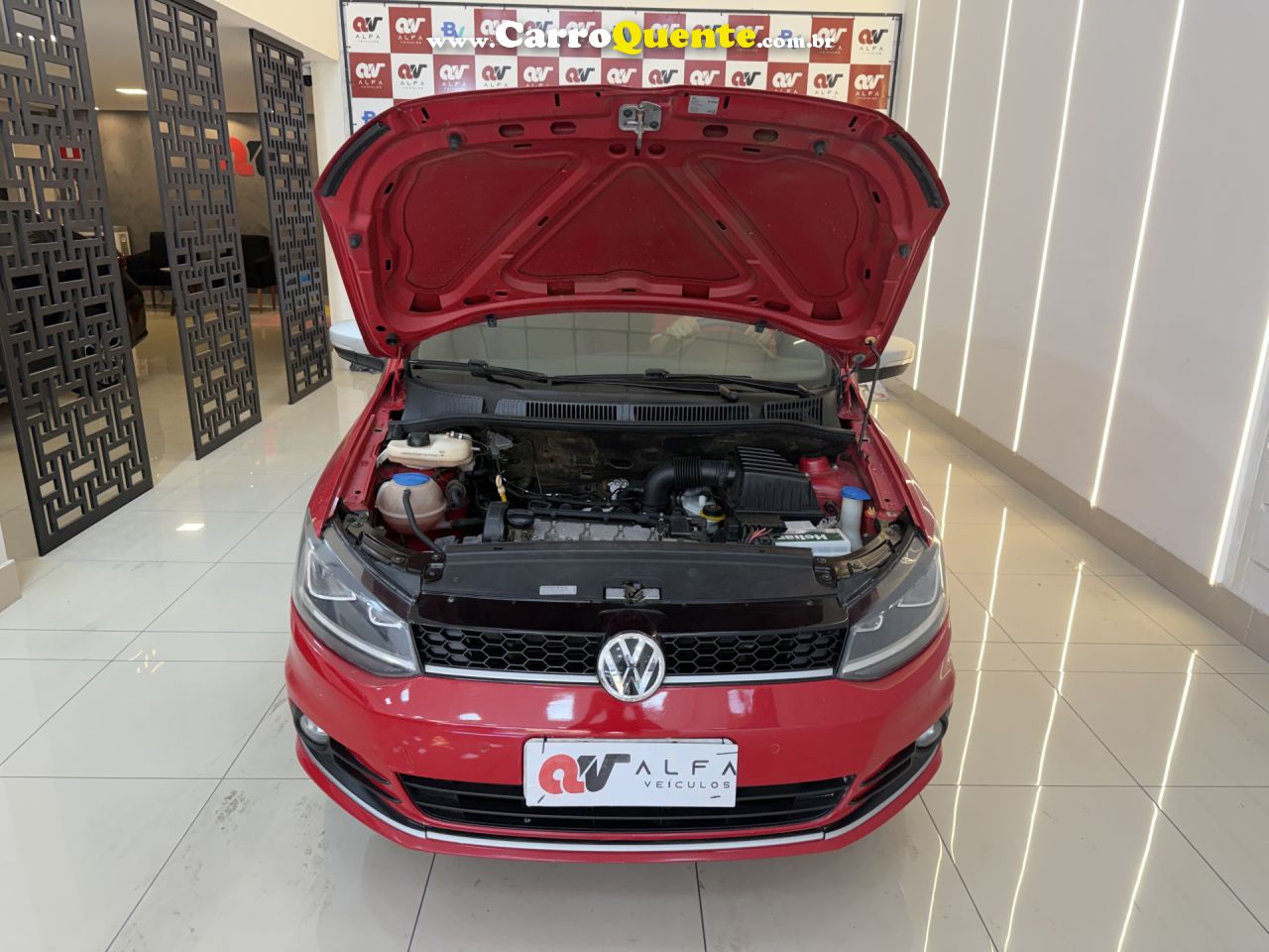 VOLKSWAGEN   FOX ROCK IN RIO 1.6 MI TOTAL FLEX 8V 5P   VERMELHO 2016 1.6 FLEX - Loja
