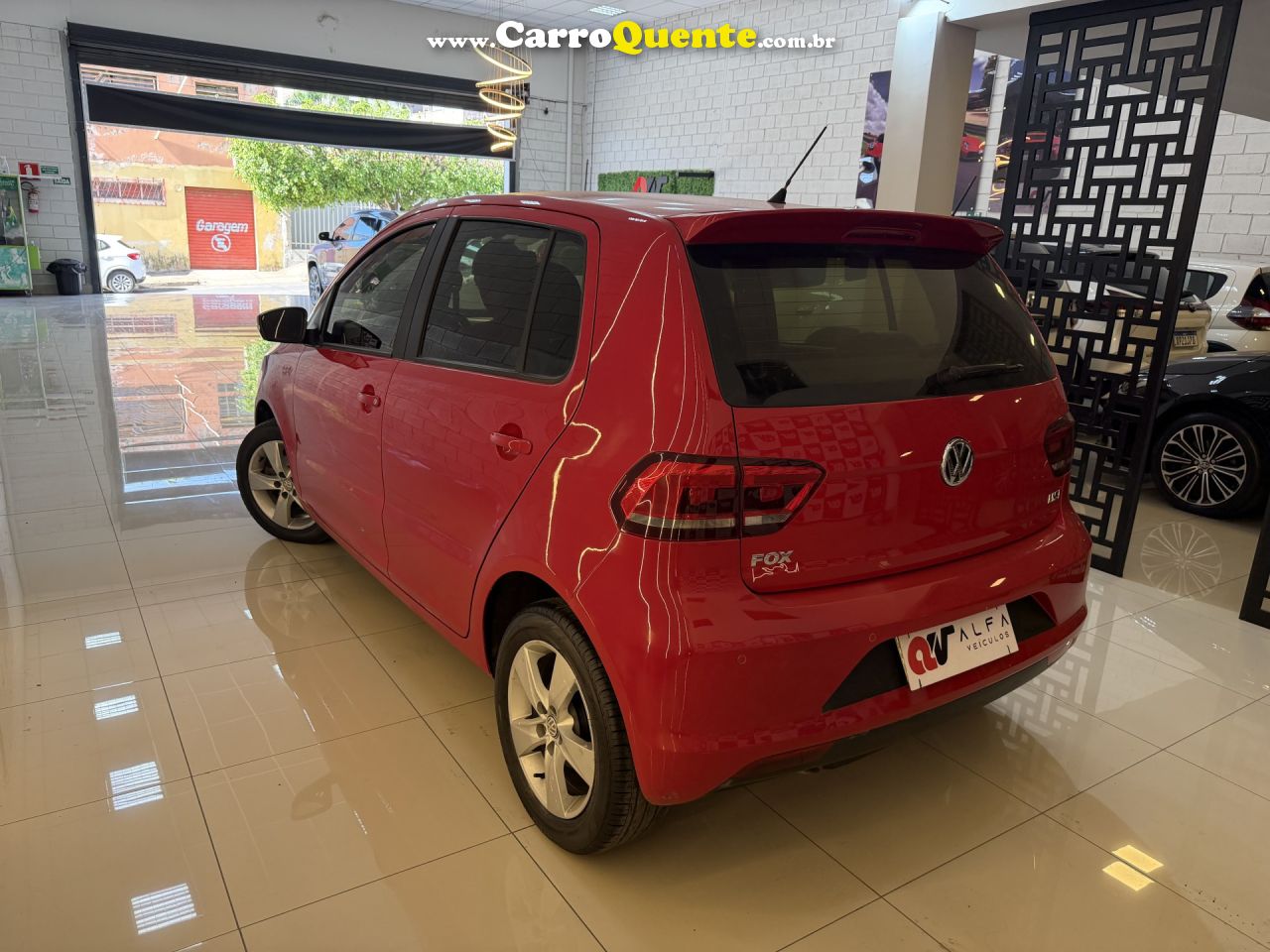 VOLKSWAGEN   FOX ROCK IN RIO 1.6 MI TOTAL FLEX 8V 5P   VERMELHO 2016 1.6 FLEX - Loja