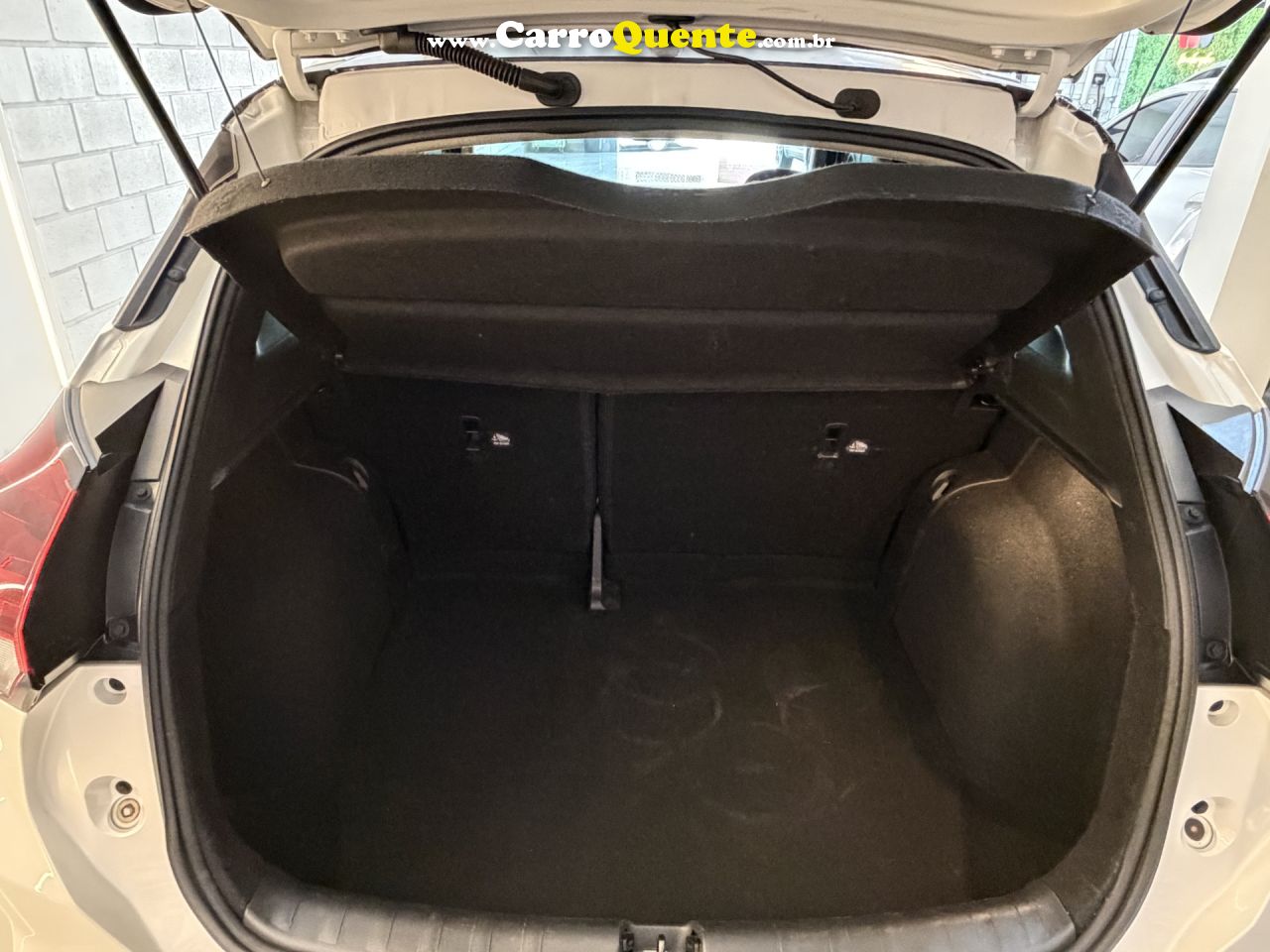 NISSAN   KICKS EXCLUSIVE 1.6 16V FLEX AUT.   BRANCO 2023 1.6 FLEX - Loja