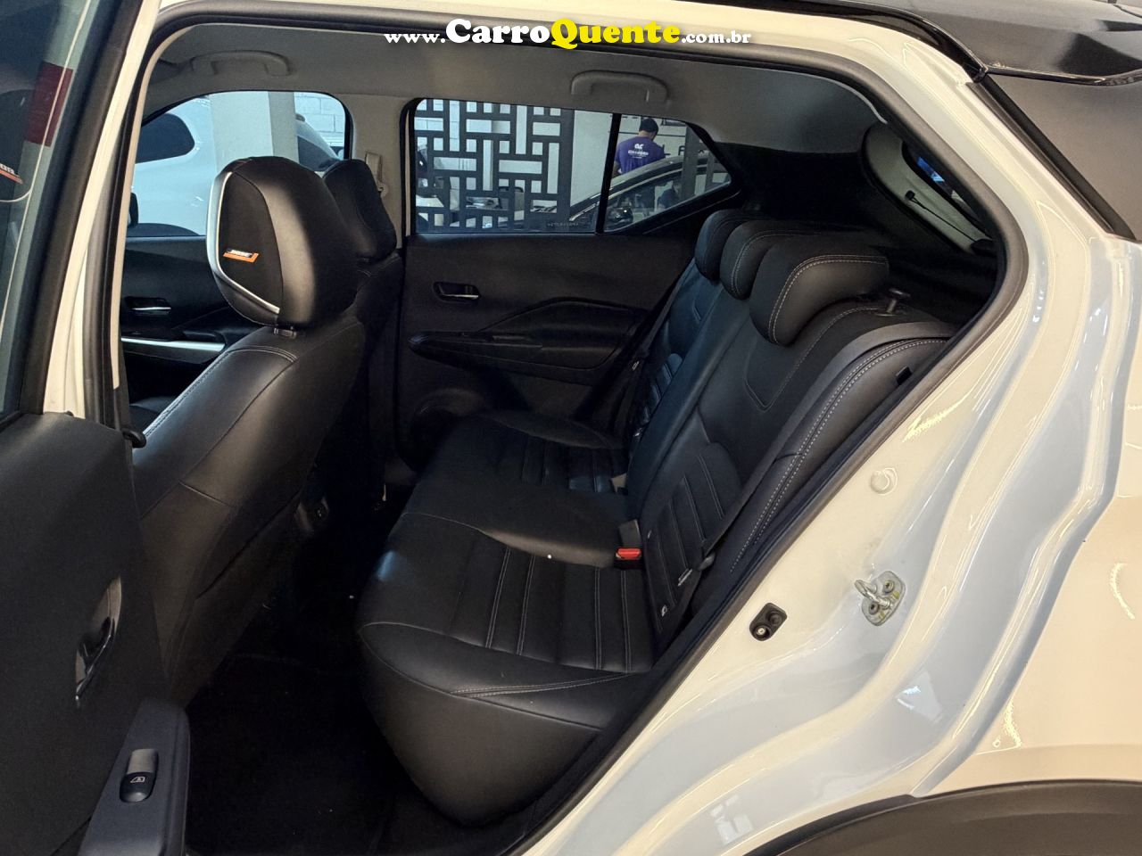 NISSAN   KICKS EXCLUSIVE 1.6 16V FLEX AUT.   BRANCO 2023 1.6 FLEX - Loja