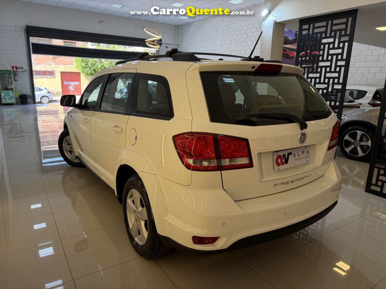 FIAT   FREEMONT EMOT.PRECISION 2.4 16V 5P AUT.   BRANCO 2012 2.4 GASOLINA - Loja