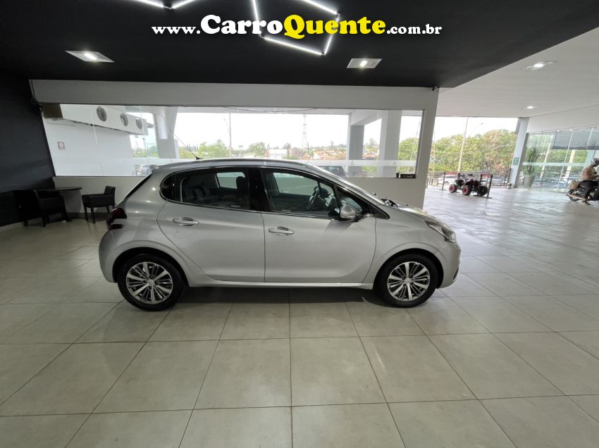 Peugeot 208 1.6 GRIFFE 16V FLEX 4P AUTOMÁTICO - Loja