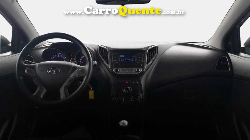 Hyundai HB20 1.0 COMFORT 12V FLEX 4P MANUAL - Loja