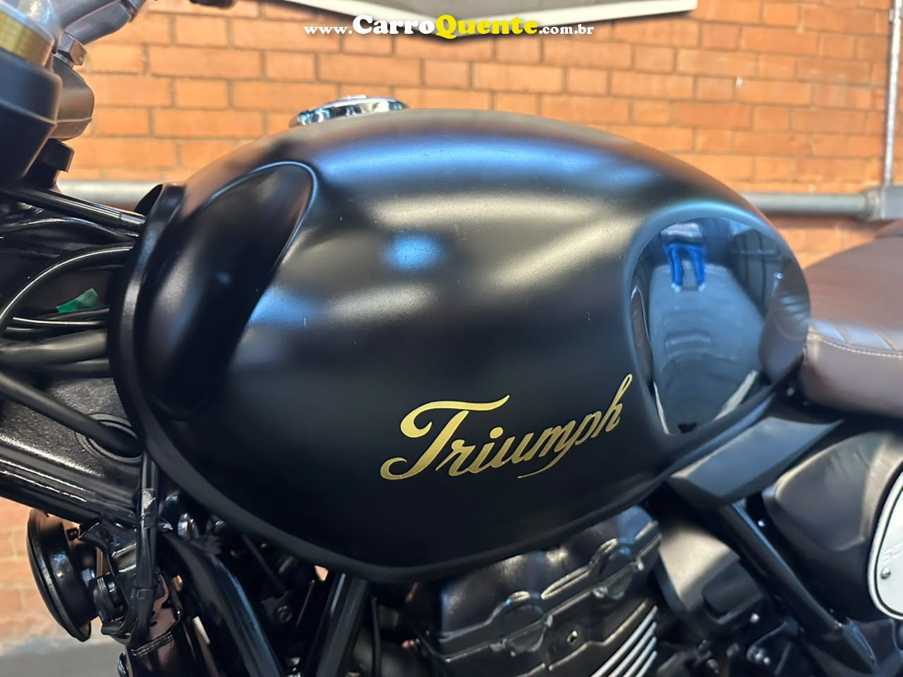 TRIUMPH SCRAMBLER 400 X 2025 - Loja