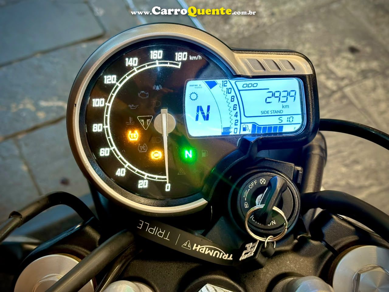 TRIUMPH SCRAMBLER 400 X 2025 - Loja