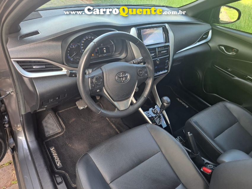 Toyota YARIS 1.5 16V FLEX XS CONNECT MULTIDRIVE - Loja