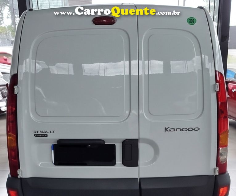 Renault KANGOO 1.6 EXPRESS 16V FLEX 4P MANUAL - Loja