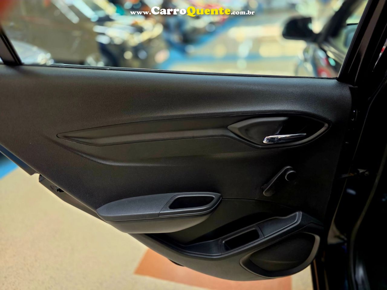 CHEVROLET ONIX 1.4 MPFI LT 8V 2014 - Loja