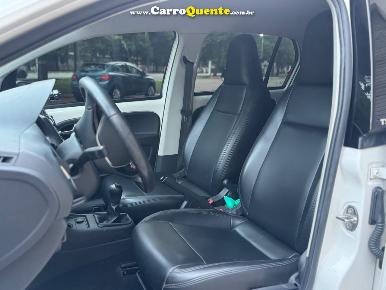 VOLKSWAGEN UP 1.0 TSI MOVE UP 12V 2019 - Loja