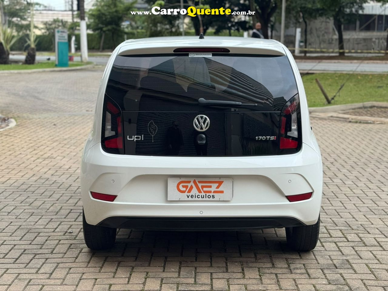 VOLKSWAGEN UP 1.0 TSI MOVE UP 12V 2019 - Loja
