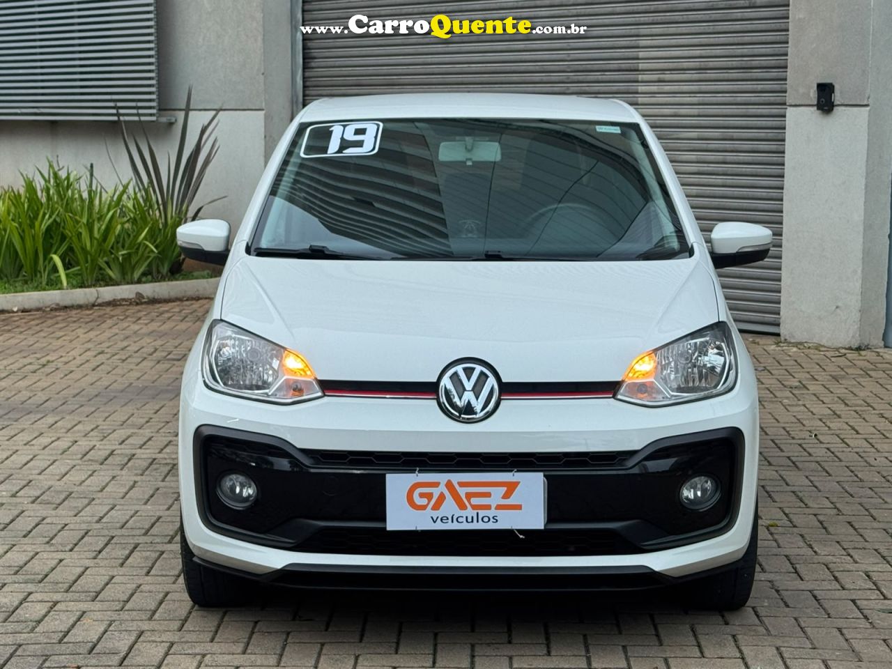 VOLKSWAGEN UP 1.0 TSI MOVE UP 12V 2019 - Loja