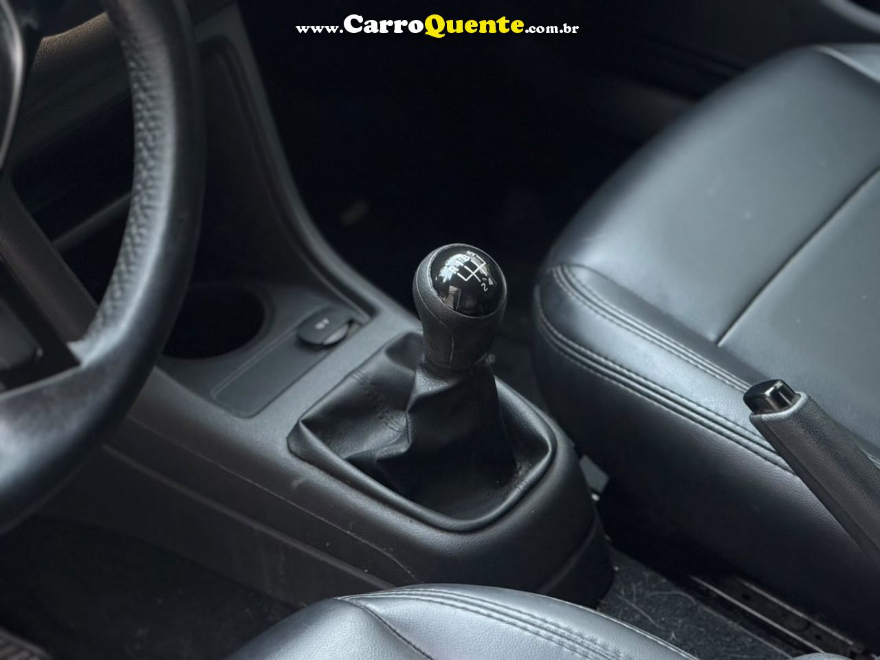 VOLKSWAGEN UP 1.0 TSI MOVE UP 12V 2019 - Loja