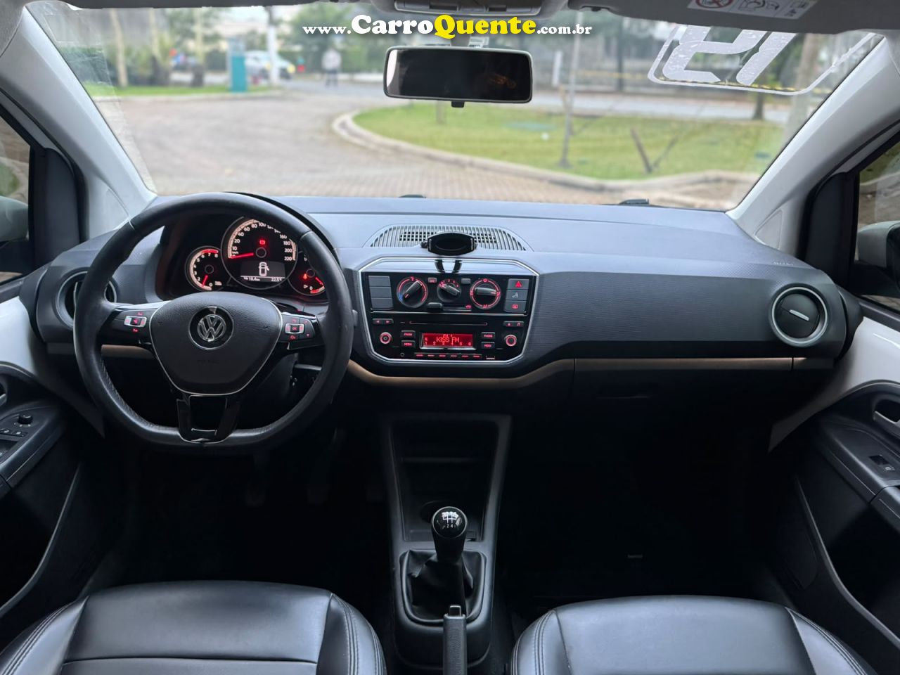 VOLKSWAGEN UP 1.0 TSI MOVE UP 12V 2019 - Loja