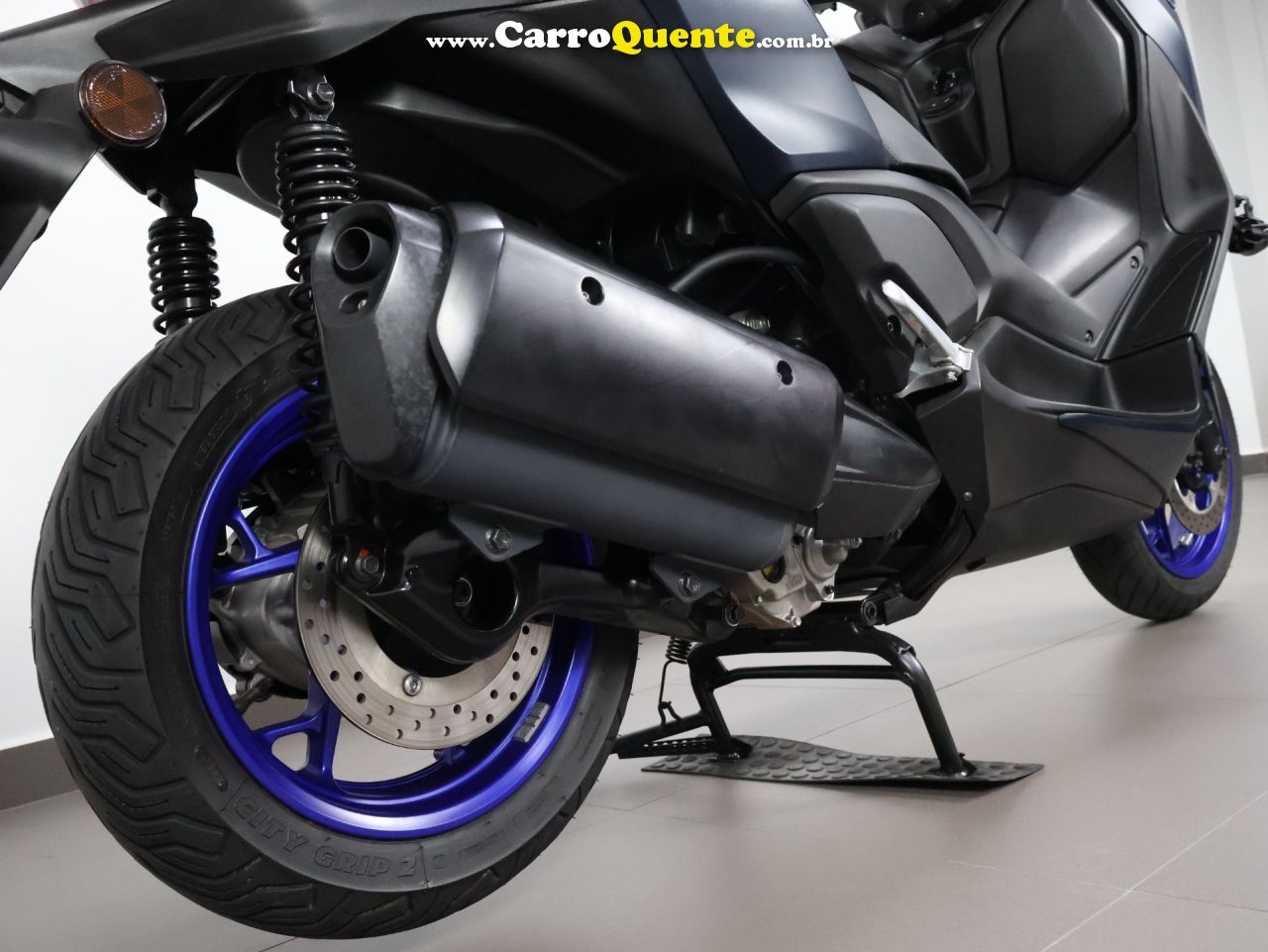 YAMAHA XMAX 250 CONNECTED ABS 2025 - Loja