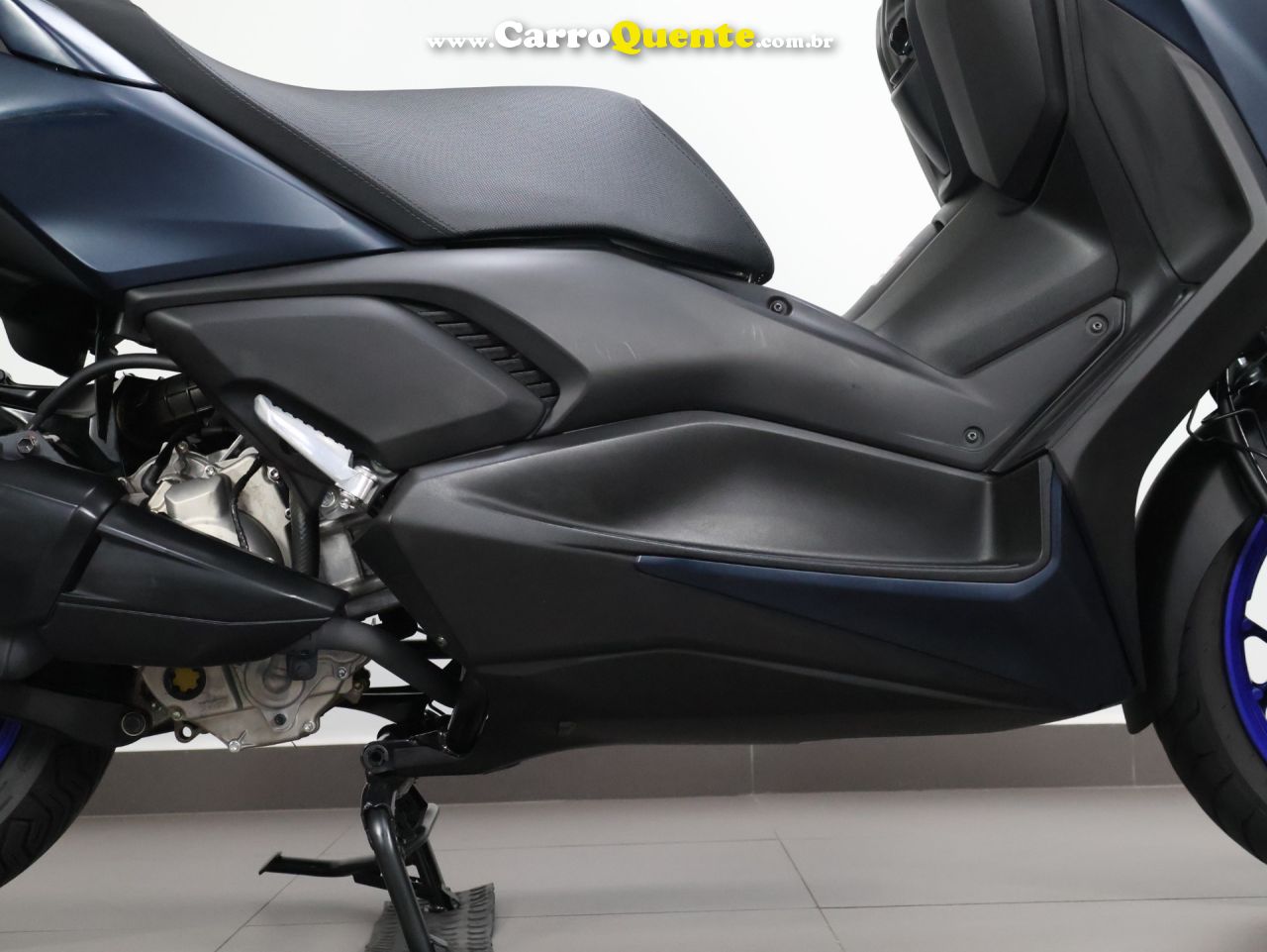 YAMAHA XMAX 250 CONNECTED ABS 2025 - Loja