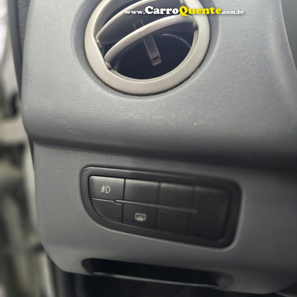 FIAT UNO 1.0 VIVACE 8V 2012 - Loja