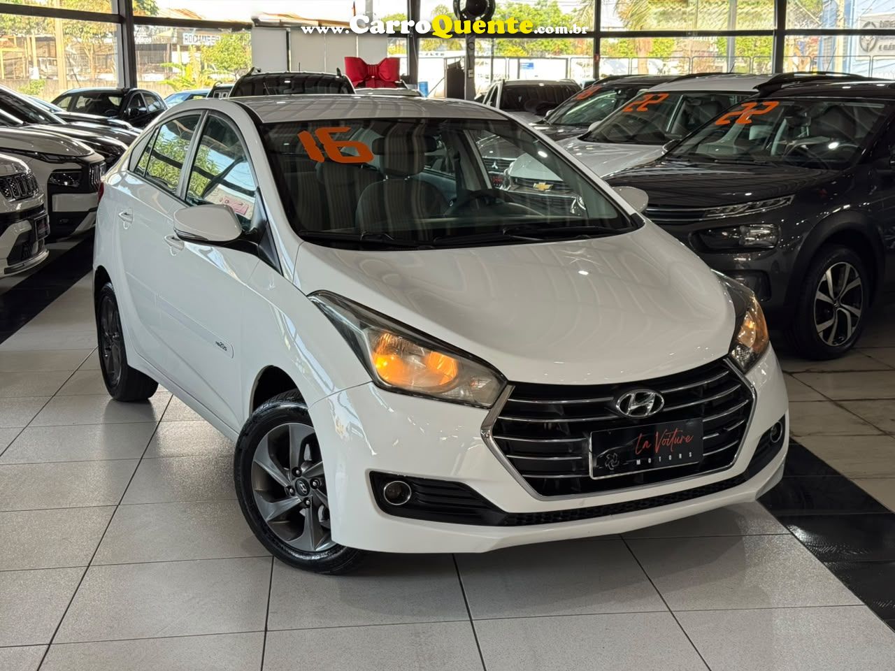 HYUNDAI HB20S 1.6 COMFORT PLUS 16V 2016 - Loja
