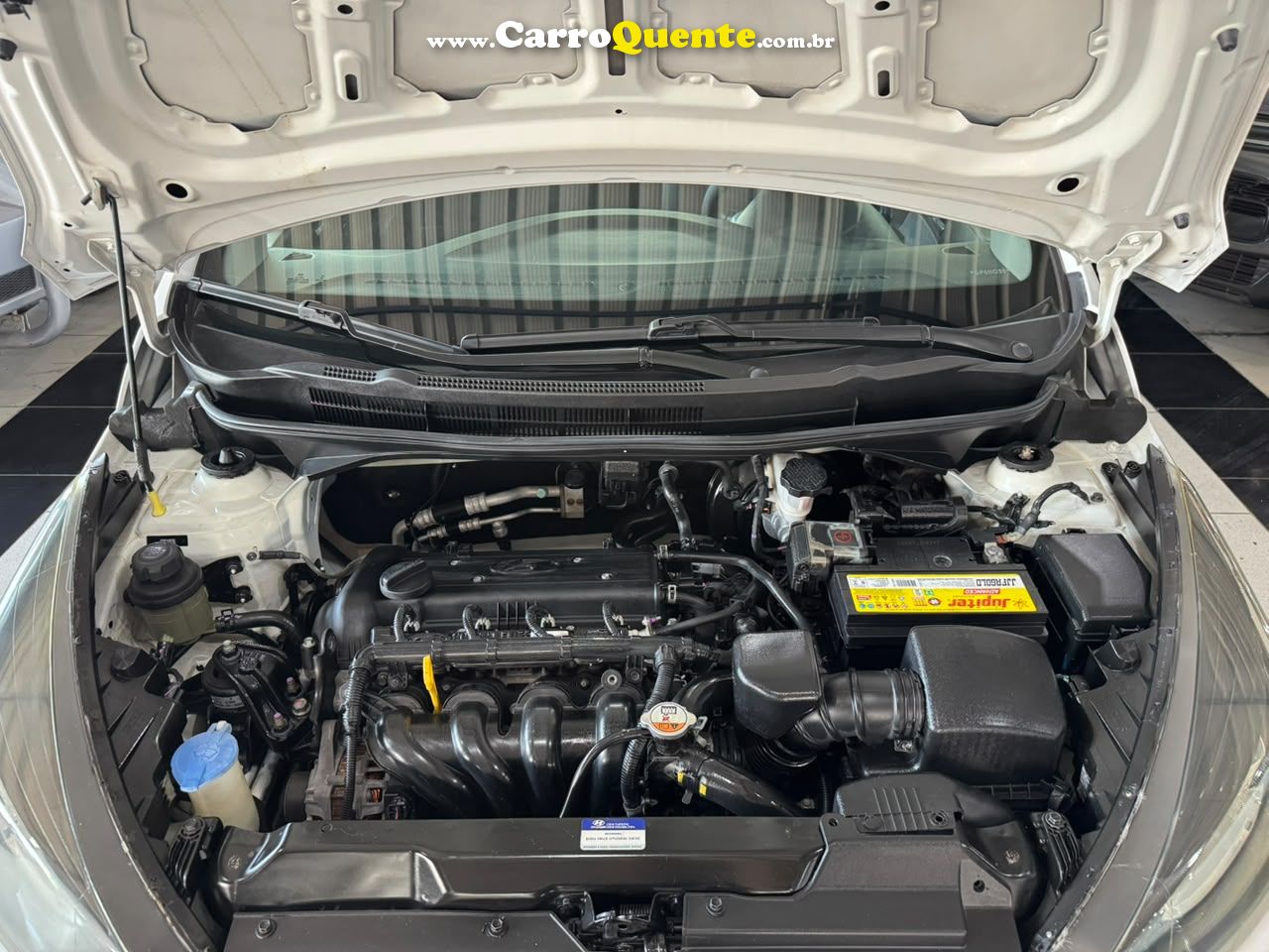 HYUNDAI HB20S 1.6 COMFORT PLUS 16V 2016 - Loja