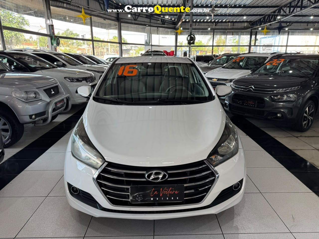 HYUNDAI HB20S 1.6 COMFORT PLUS 16V 2016 - Loja