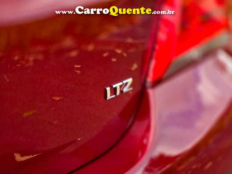 ONIX HATCH LTZ 1.4 8V FlexPower 5p Aut. 2018/2018 Chevrolet - Loja