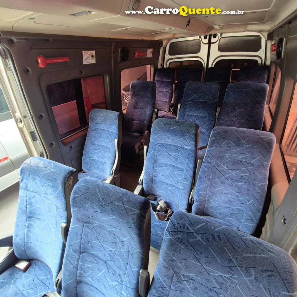 RENAULT   MASTER 2.5 DCI EXECUTIVO 115CV 16L DIES   PRATA 2013 2.5 DIESEL - Loja