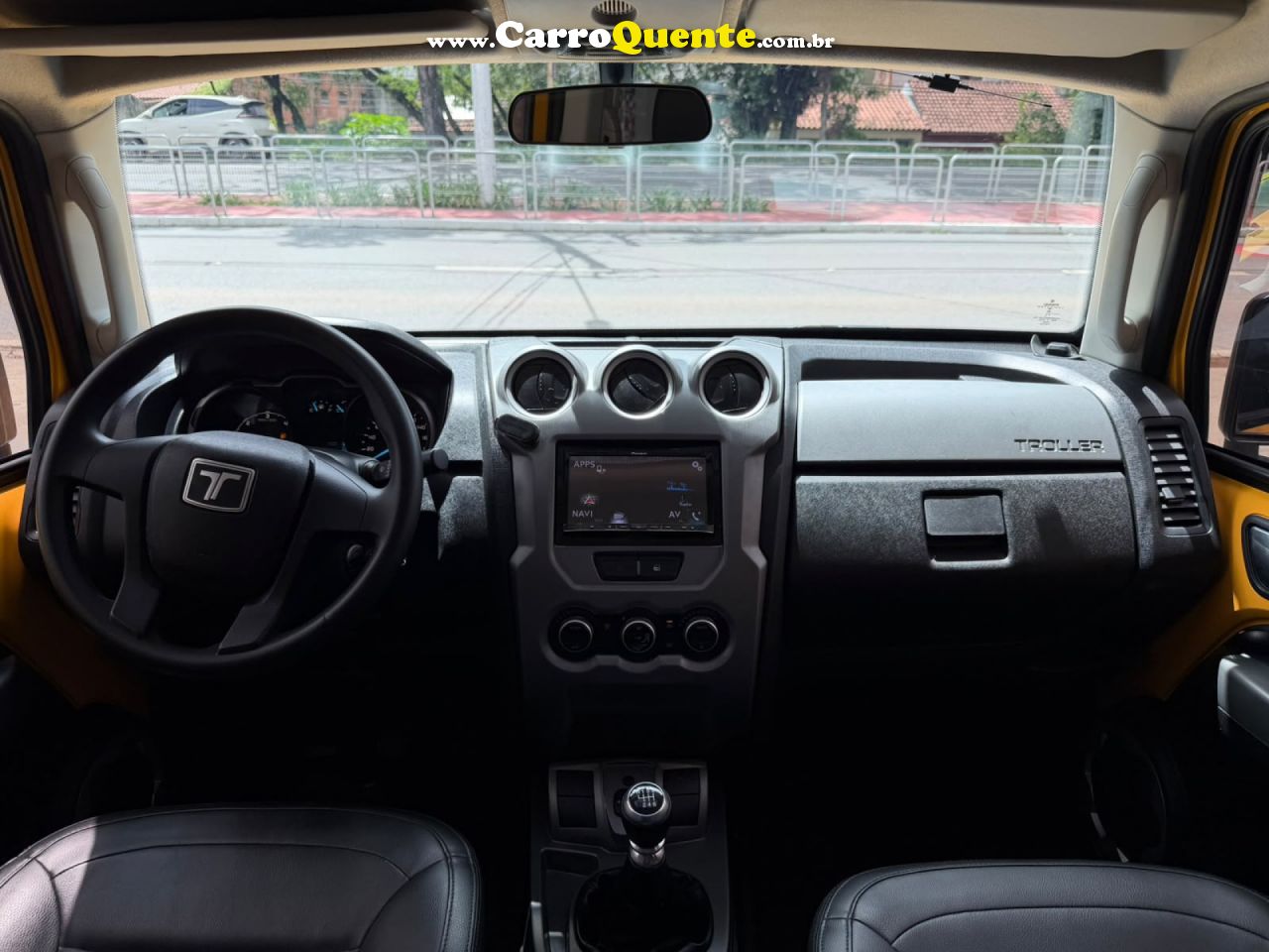 TROLLER   T-4 4X4 3.2 20V TDI CAP. RÍGIDA DIESEL   AMARELO 2018 3.2 DIESEL - Loja