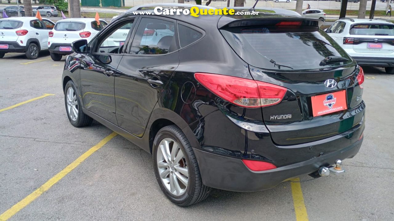 HYUNDAI   IX35 2.0 16V 170CV 2WD4WD AUT.   PRETO 2011 2.0 GASOLINA - Loja