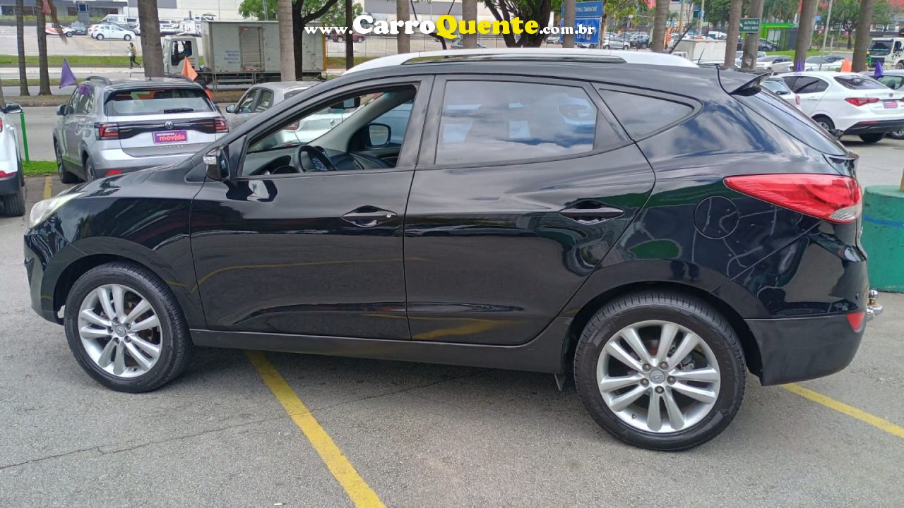 HYUNDAI   IX35 2.0 16V 170CV 2WD4WD AUT.   PRETO 2011 2.0 GASOLINA - Loja
