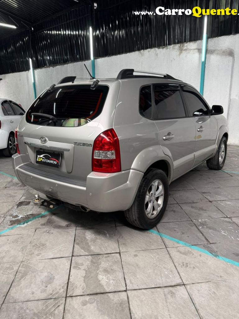 HYUNDAI   TUCSON 2.0 16V AUT.   PRATA 2010 2.0 GASOLINA - Loja