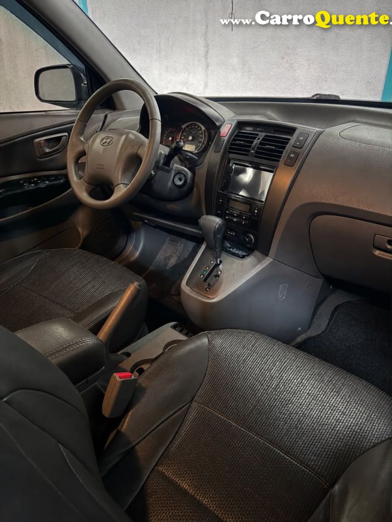 HYUNDAI   TUCSON 2.0 16V AUT.   PRATA 2010 2.0 GASOLINA - Loja