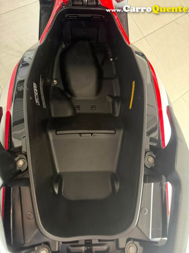 HONDA   ADV 150   VERMELHO 2021 150 GASOLINA - Loja
