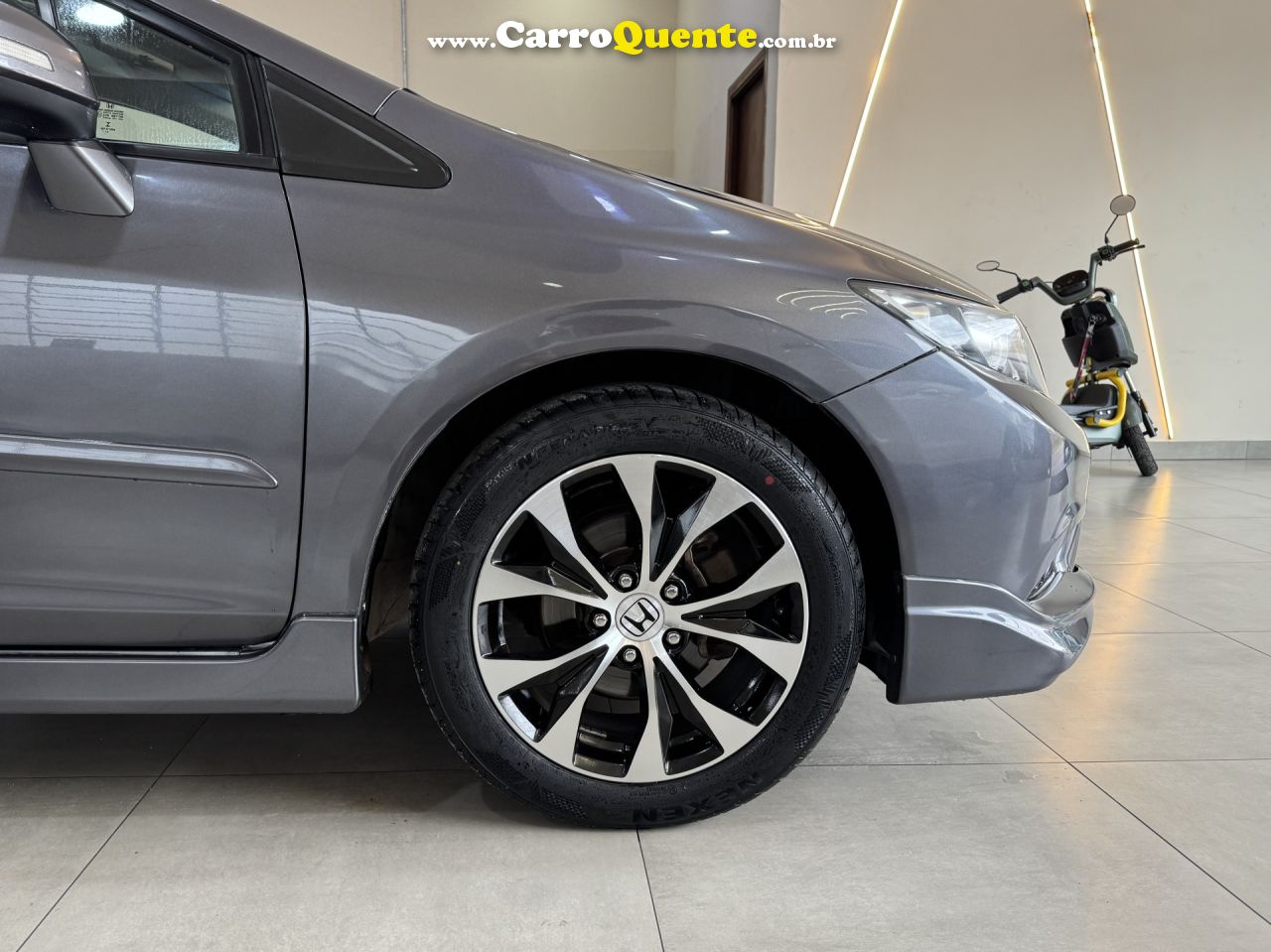 HONDA   CIVIC SEDAN LXR 2.0 FLEXONE 16V AUT. 4P   CINZA 2016 2.0 GASOLINA - Loja