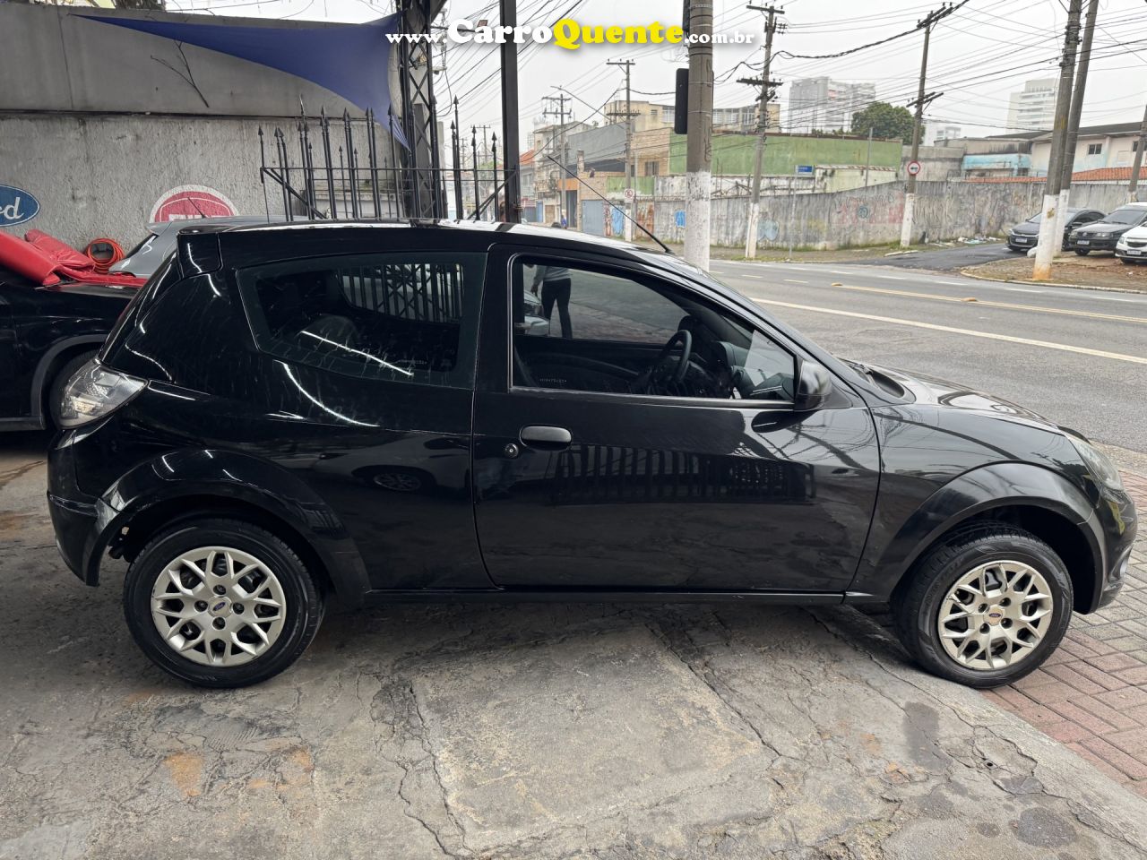 FORD   KA 1.0 8V1.0 8V ST FLEX 3P   PRETO 2013 1.0 FLEX - Loja