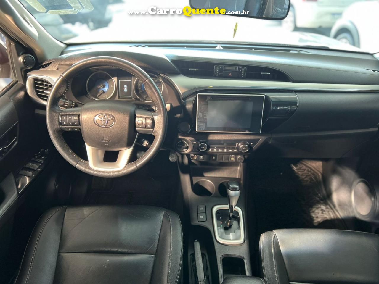 TOYOTA   HILUX CD SRV 4X4 2.8 TDI DIESEL AUT.   BRANCO 2018 2.8 DIESEL - Loja