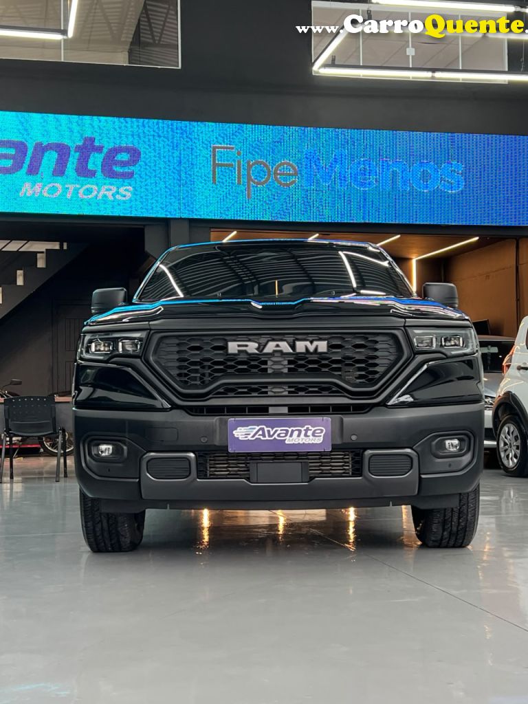 RAM   RAMPAGE REBEL 2.0 TB CD 4X4 DIESEL AUT.   PRETO 2024 2.0 DIESEL - Loja