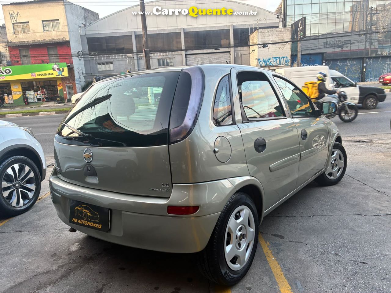 CHEVROLET   CORSA HAT. MAXX 1.4 8V ECONOFLEX 5P   BRONZE 2011 1.4 FLEX - Loja