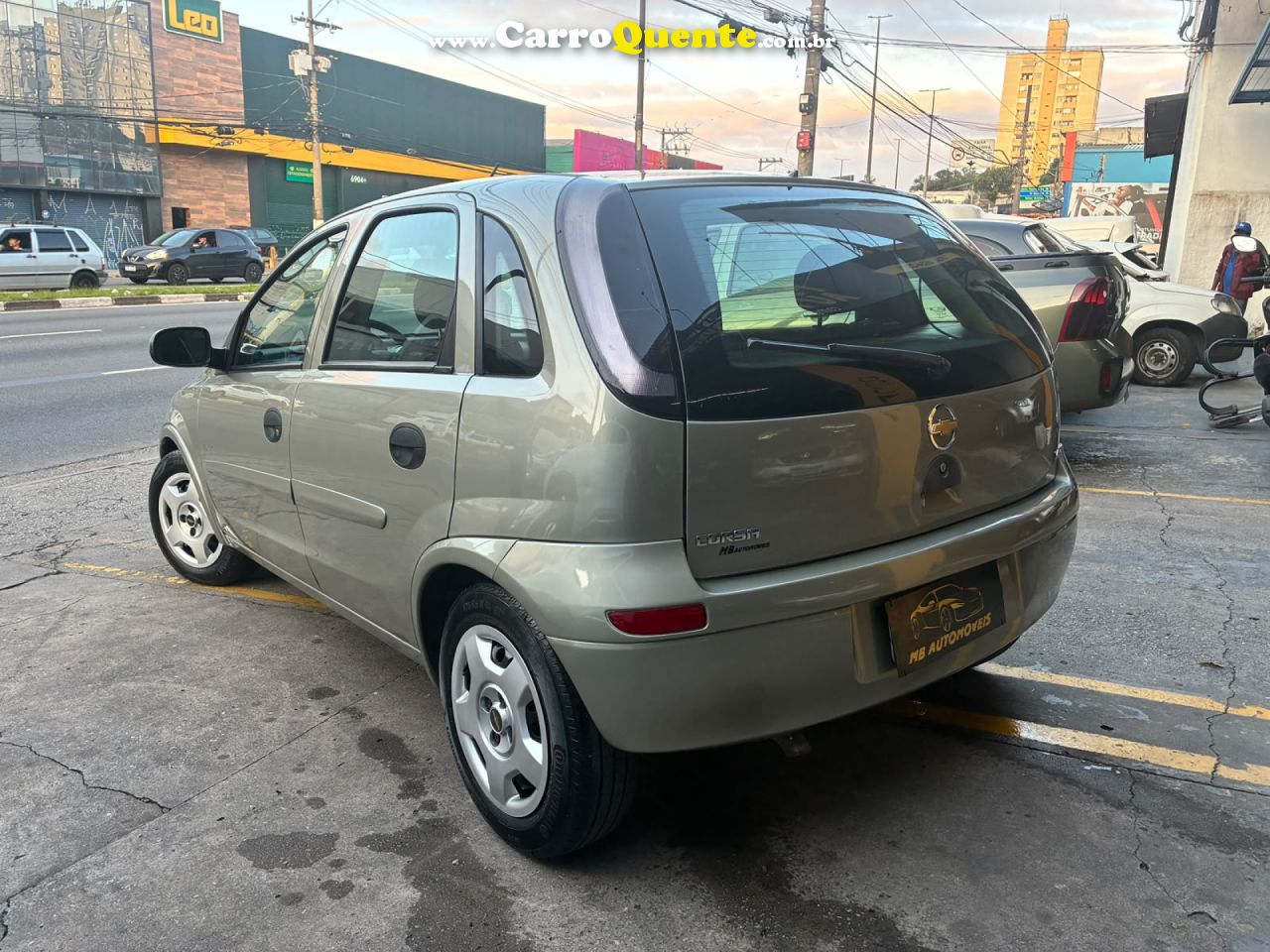 CHEVROLET   CORSA HAT. MAXX 1.4 8V ECONOFLEX 5P   BRONZE 2011 1.4 FLEX - Loja