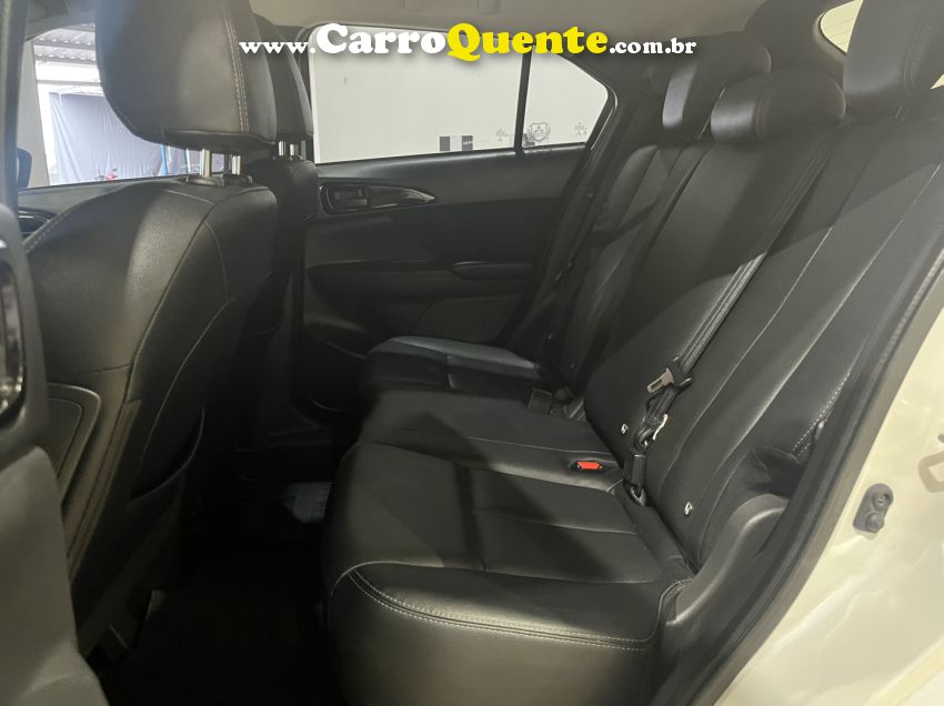 Mitsubishi ECLIPSE CROSS 1.5 MIVEC TURBO GASOLINA GLS CVT - Loja