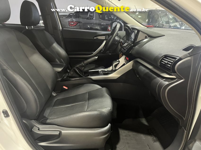 Mitsubishi ECLIPSE CROSS 1.5 MIVEC TURBO GASOLINA GLS CVT - Loja