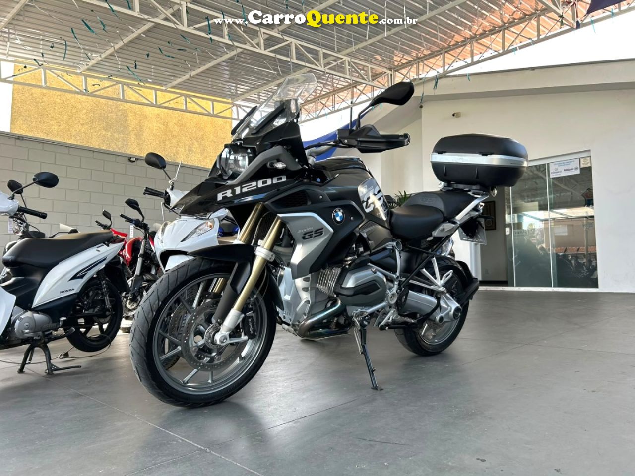 BMW - R1200 GS 2019 Gasolina Manual - Loja