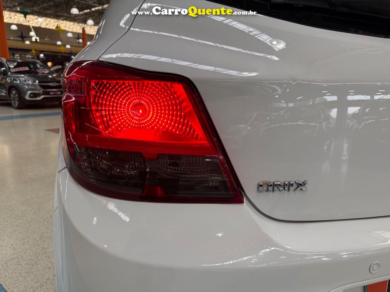 CHEVROLET ONIX 1.0 MPFI JOY 8V 2019 - Loja