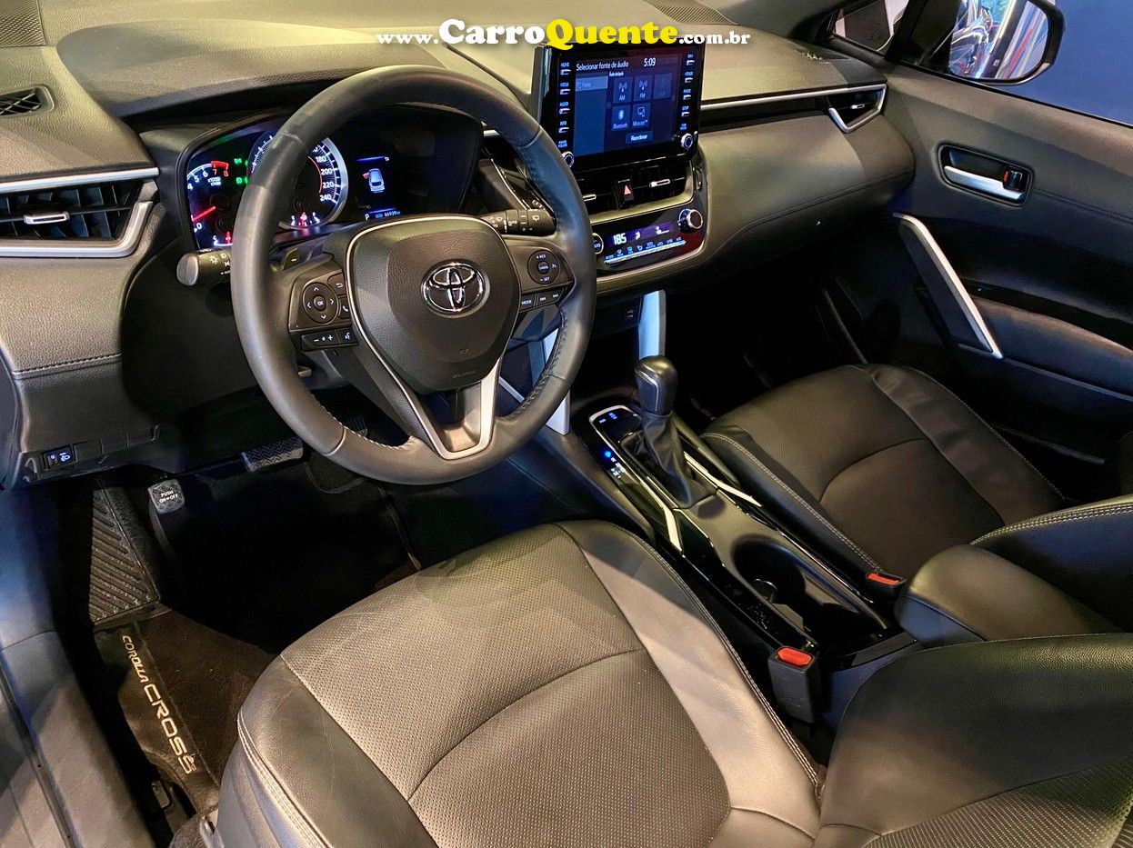TOYOTA COROLLA CROSS 2.0 VVT-IE XRE DIRECT SHIFT 2022 - Loja