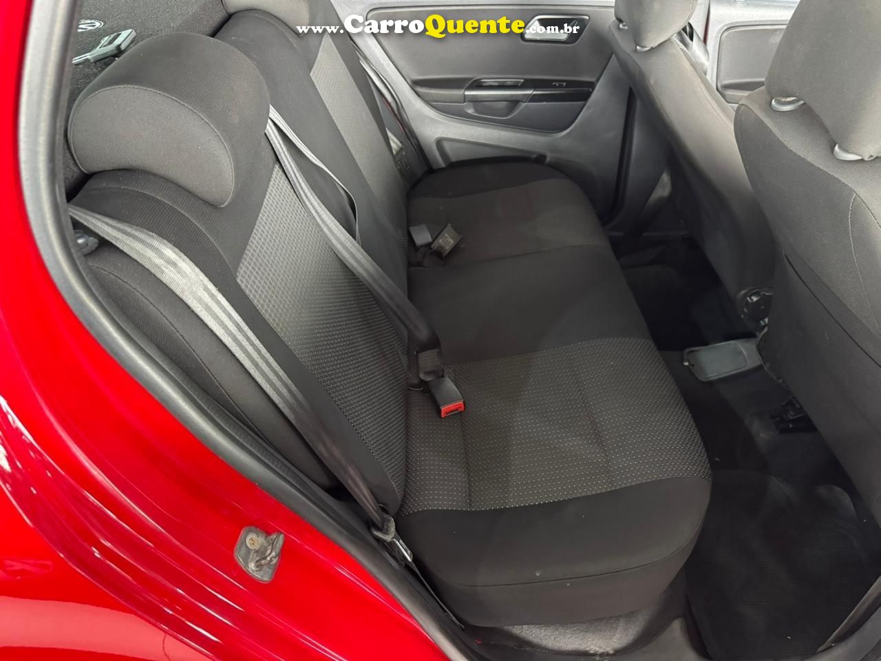 VOLKSWAGEN FOX 1.6 MSI TOTAL CONNECT 2020 - Loja