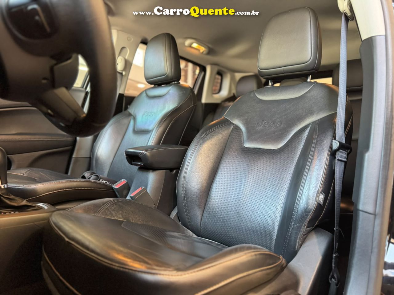 JEEP COMPASS 2.0 16V LONGITUDE 4X4 2017 - Loja